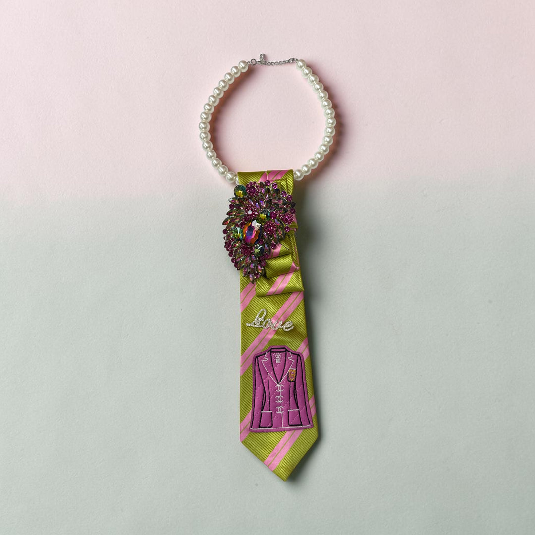 Pearl Necklace Tie